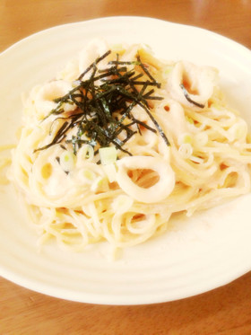 ヤリイカと明太子のクリームパスタ